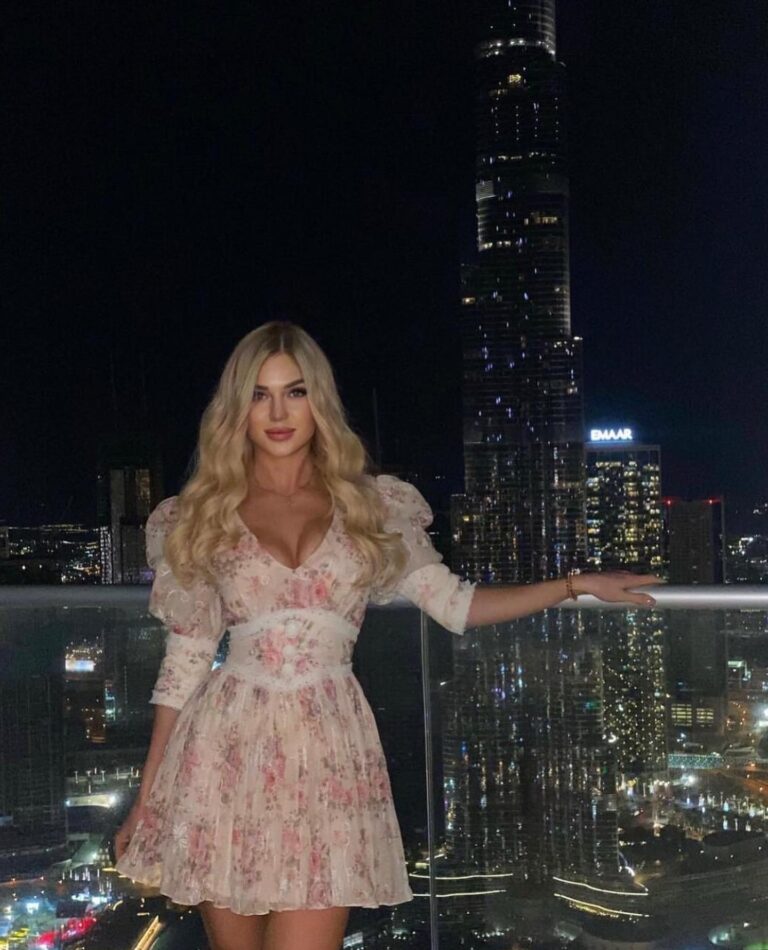 62054C82-8081-4143-8BDB-937EF211E895